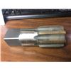 Image 1 : 2”-12 tap.