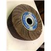 Image 1 : 6" x 2" flap wheel.