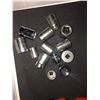 Image 1 : Sockets.