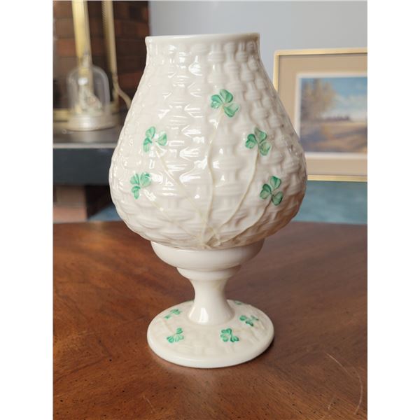 BELLEEK SHAMROCK BASKET WEAVE 2 PIECE