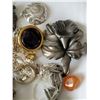 Image 3 : LOT OF COSUTME JEWELLERY