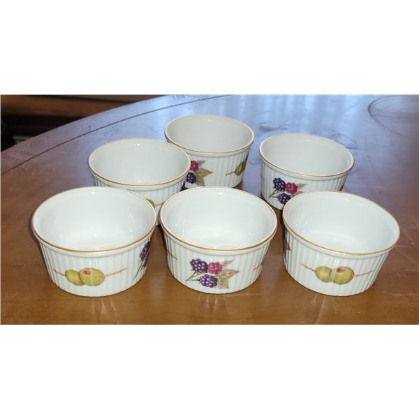 ROYAL WORCESTER EVESHAM RAMKINS LOT OF 4