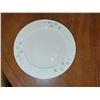 Image 6 : LOT OF 3 BELLEEK SHAMROCK DINNER PLATES