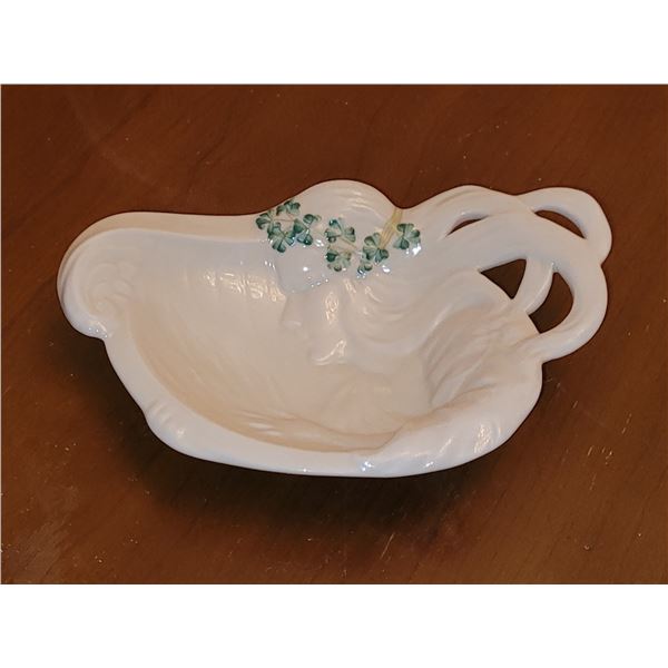 BELLEEK HARP BUTTER DISH