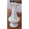 Image 3 : BELLEEK ISLAND VASE 8.75"