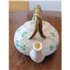 Image 2 : BELLEEK SHAMROCK KETTLE L/S 6"