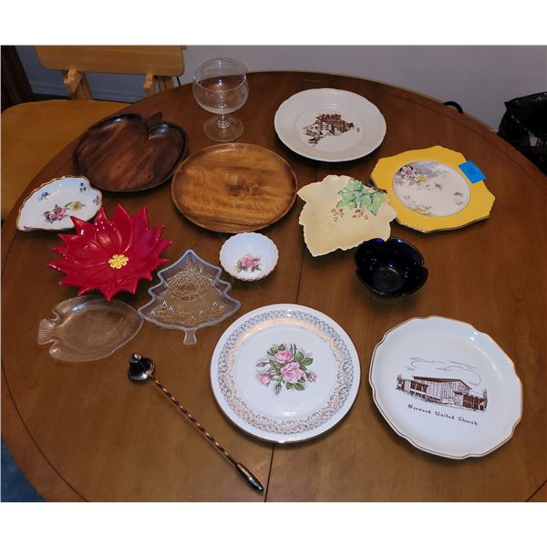 LOT OF PLATES. SOME COLLECTOR SOME TABLEWARE