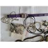 Image 3 : LOT OF VARIOUS COSTUME JEWELLERY
