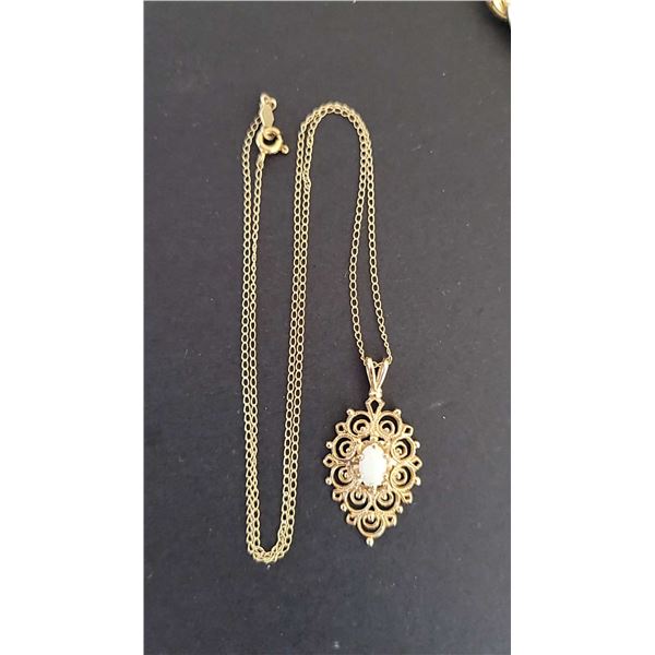 FILIGREE 14K OPAL PENDANT AND NECKLACE