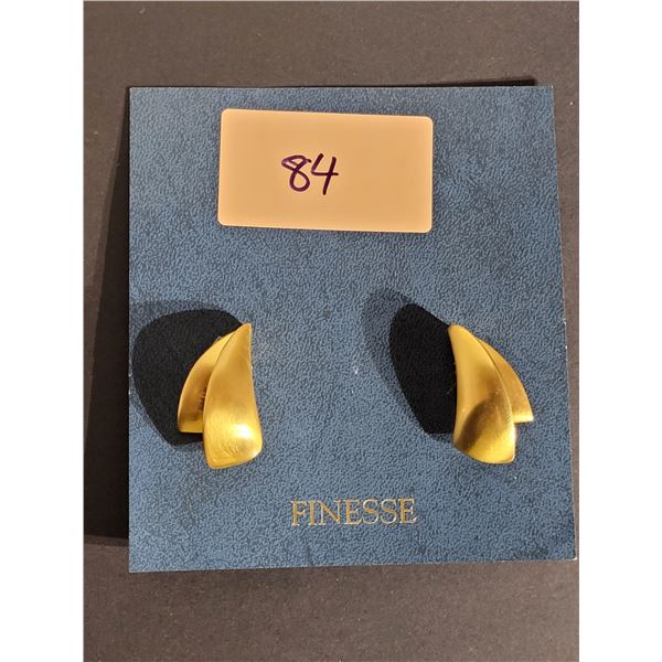 GOLD FILLED BUTTON CLIP ON EARRINGS NEW