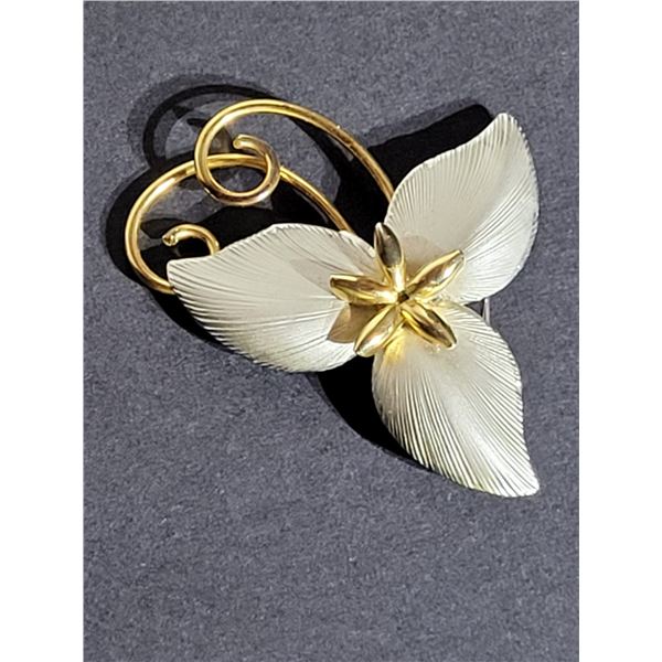 BOYD BOND STERLING TRILLIUM BROOCH