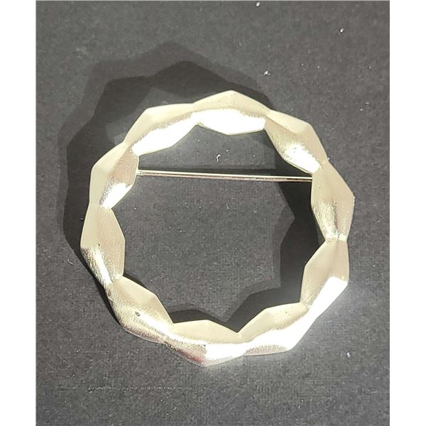 MATTE SILVER ANNE KLEIN COSTUME JEWELLERY BROOCH