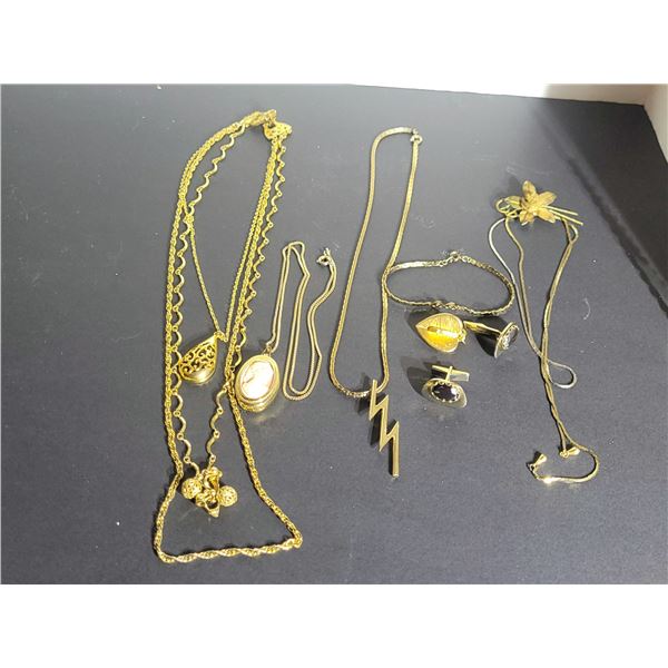 LOT OF GOLDTONE COSTUME JEWELLERY