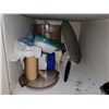 Image 2 : BOTTOM CUPBOARD #1