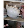 Image 12 : UPPER CUPBOARD #2