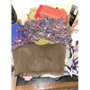 Image 1 : FLAT OF APPROX 50 SCARVES
