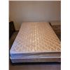 Image 1 : DOUBLE MATTRESS AND BOXSPRING WITH BED RAILS