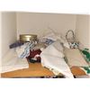 Image 6 : CONTENTS OF HALLWAY CLOSET #2