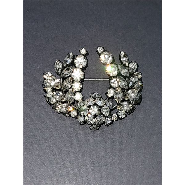 BEAUTIFUL SHERMAN RHINESTONE BROOCH