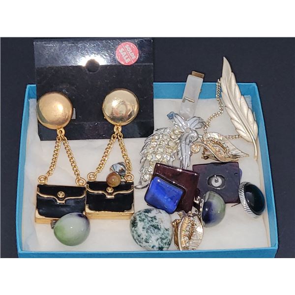 LOT OF VARIOIUS COSTUMER JEWELLERY