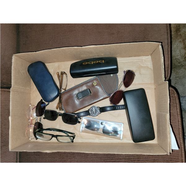 FLAT OF EYE GLASSES AND SUN GLASSES