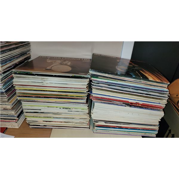 LARGE LOT OF VARIOUS RECORD ALBUMS