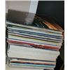Image 3 : LARGE LOT OF VARIOUS RECORD ALBUMS