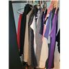 Image 2 : MASSIVE LOT OF WOMENS CLOTHING XS-SMALL