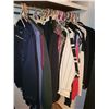 Image 3 : MASSIVE LOT OF WOMENS CLOTHING XS-SMALL