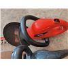 Image 2 : LOT OF 2 HEDGE TRIMMERS