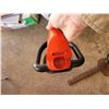 Image 4 : LOT OF 2 HEDGE TRIMMERS