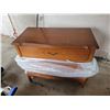 Image 1 : VINTAGE DRESSER