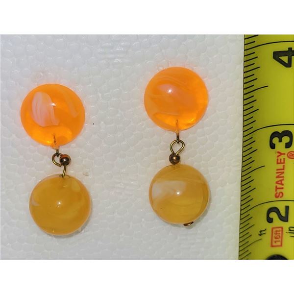 1980'S ORANGE PLASTIC DROP JACKET STYLE EARRINGS