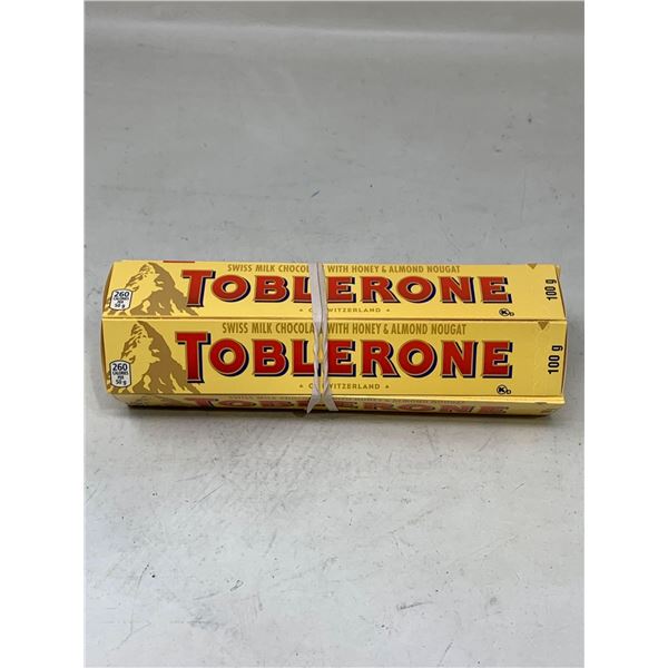 Toblerone Swiss Milk Chocolate with Nougat (6 x 100g)