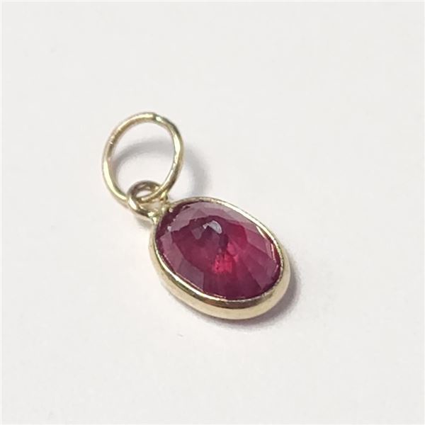10K Yellow Gold Genuine Ruby(1.2ct) Pendant  (~weight 0.37g), Appraised Retail $780