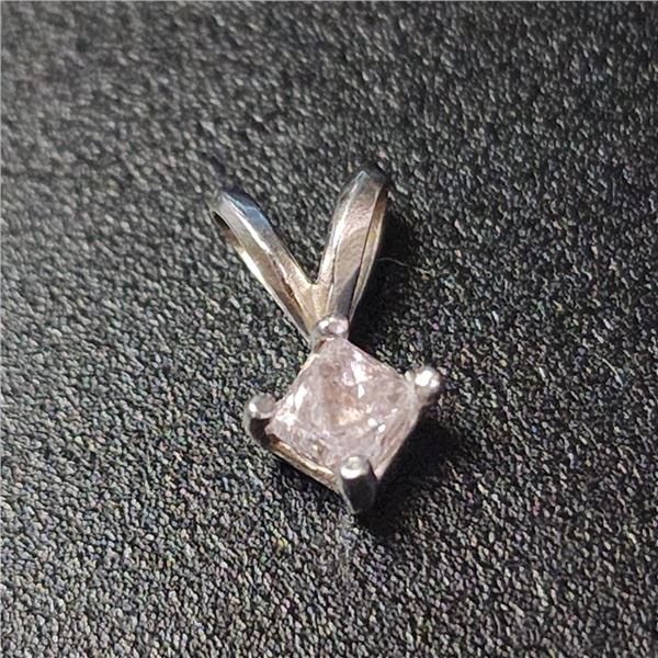 14K White Gold Diamond (0.25Ct,I3,Light Pink) Pendant (, Made in Canada, Appraised Retail $1190