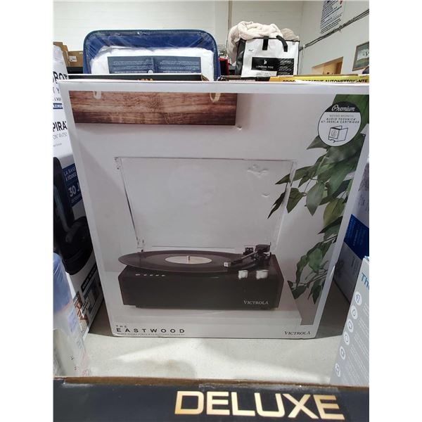 Victrola The Eastwood 3-speed record player with built in speakers