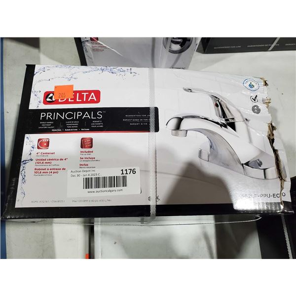 NEW Delta Principals Single Handle Centerset Chrome Finish, some damage to box as seen in pictures