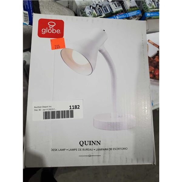 NEW Globe Quinn Desk Lamp