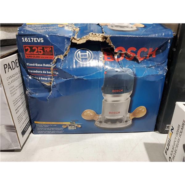 Bosch 2.25HP Fixed Base Router - Damage to box does not appear to affect tool