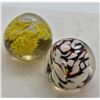 Image 4 : 4 Murano Glass Paperweights