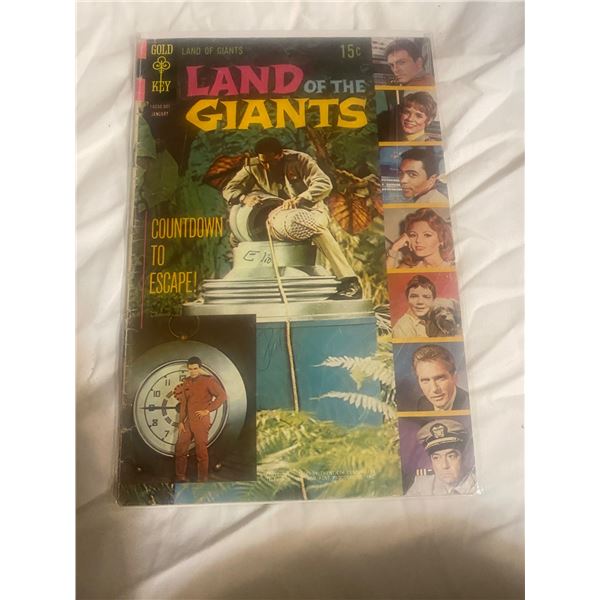 Gold Key Land of the Giants
