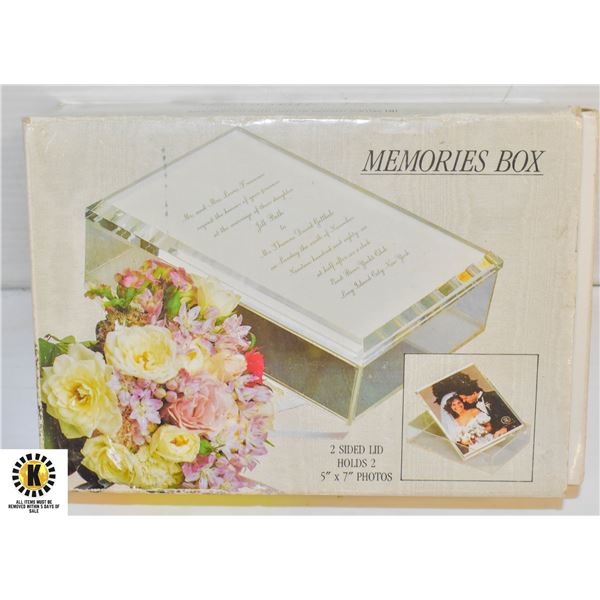 MEMORIES BOX BEVELED WITH SLIDED