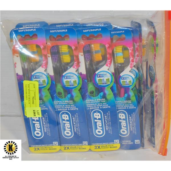 BAG WITH 16 ORAL-B TOOTH-BRUSHES