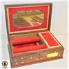 Image 1 : MADE IN INDIA INLAYED WOOD JEWELRY BOX