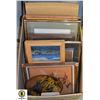 Image 1 : BOX OF WALL ART + VARIOUS