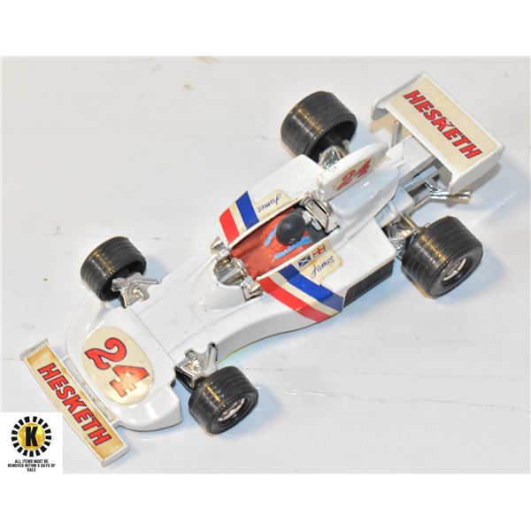 VINTAGE F1 RACE CAR HESKETH-FOR 308 1/36 SCALE