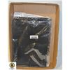 Image 1 : 4 PROFESSIONAL HAIR SALON CAPES, 62" BY 50" BLAC