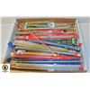 Image 1 : FLAT OF ASSORTED KNITTING NEEDLES