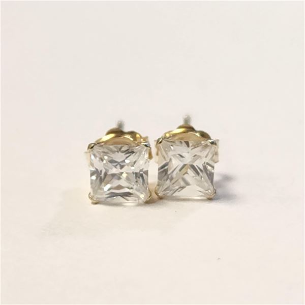 BZ1383-174 9K PRINCESS CUT CZ EARRINGS